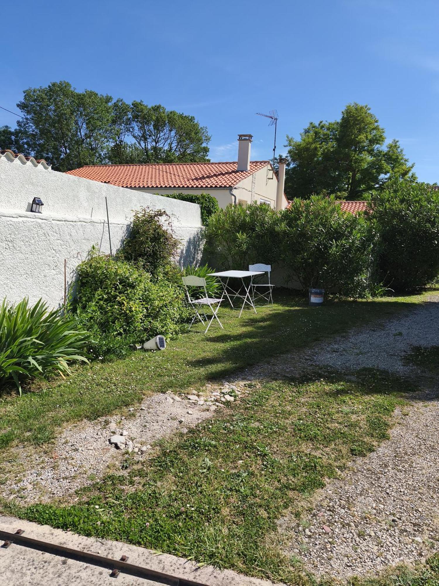 Chre Cathy Et Jean Loup Hotel Le Port-des-Barques Buitenkant foto